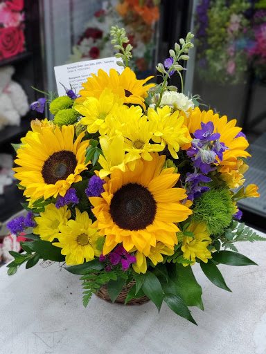 Gift Shop «Corona Florist», reviews and photos, 1258 Border Ave, Corona, CA 92882, USA