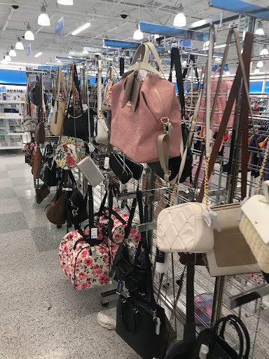 Clothing Store «Ross Dress for Less», reviews and photos, 18520 33rd Ave W, Lynnwood, WA 98037, USA