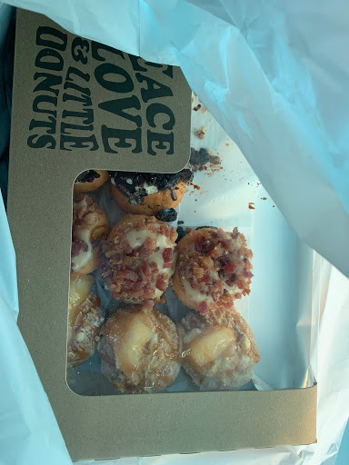 Donut Shop «Peace, Love and Little Donuts», reviews and photos, 2018 Smallman St, Pittsburgh, PA 15222, USA