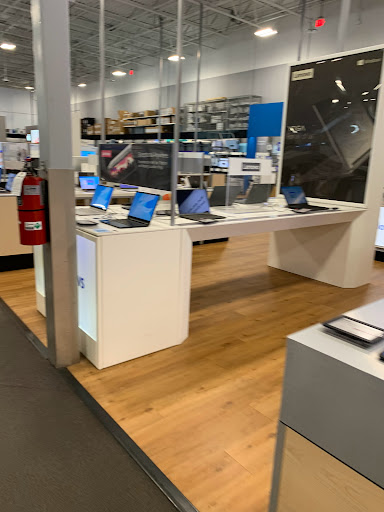 Electronics Store «Best Buy», reviews and photos, 1632 Stringtown Rd, Grove City, OH 43123, USA