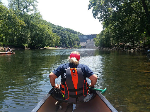 Canoe & Kayak Store «Caney Fork Outdoors - River Store», reviews and photos, 1193 Wolf Creek Rd, Silver Point, TN 38582, USA