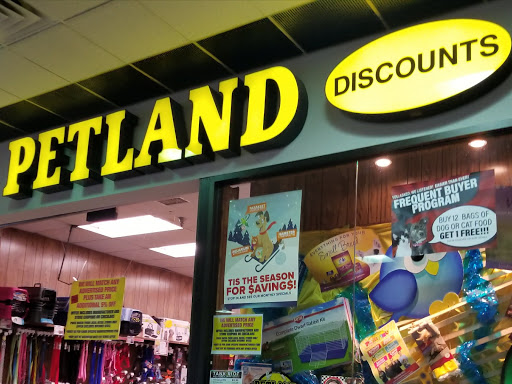 Pet Supply Store «Petland Discounts - Middle Village», reviews and photos, 6626 Metropolitan Ave, Middle Village, NY 11379, USA