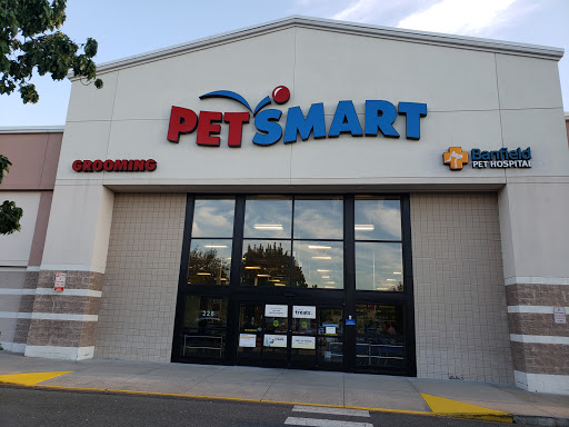 Pet Supply Store «PetSmart», reviews and photos, 7225 Bell Creek Rd Ste 228, Mechanicsville, VA 23111, USA