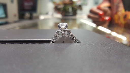 Jeweler «Shane Co.», reviews and photos, 9643 Olive Blvd, Olivette, MO 63132, USA