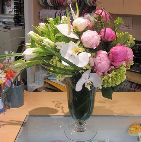 Florist «BeMine Florist», reviews and photos, 1734 Aviation Blvd, Redondo Beach, CA 90278, USA