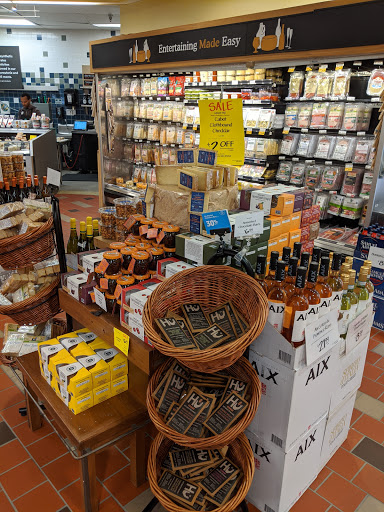 Grocery Store «Whole Foods Market», reviews and photos, 11660 Plaza America Dr, Reston, VA 20190, USA