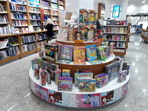 Livrarias Curitiba Shopping Jardim das Américas