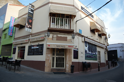 Restaurante Las Delicias del Ibérico - C/ José Ramón Mélida, 1, 06800 Mérida, Badajoz, Spain