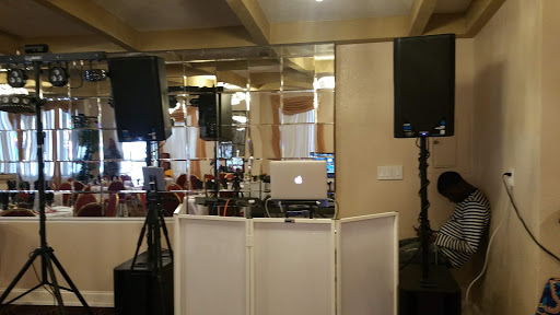 Shopping Mall «Fairway Park Shopping Center», reviews and photos, 31109 Mission Blvd, Hayward, CA 94544, USA