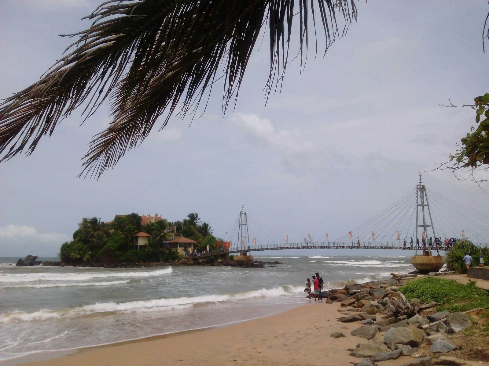 Matara Beach的照片 带有碧绿色水表面