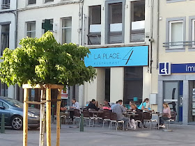 La Place 4 Restaurant