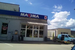 Maxima X image