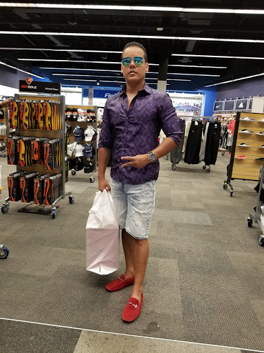 Shoe Store «Finish Line», reviews and photos, 4801 Outer Loop a256, Louisville, KY 40219, USA