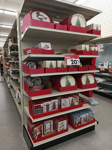 Discount Store «Big Lots», reviews and photos, 6282 Pearl Rd, Parma Heights, OH 44130, USA