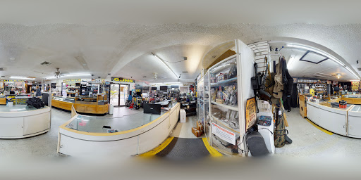 Pawn Shop «Fifth Avenue Jewelry & Pawn», reviews and photos, 8201 US-19, Port Richey, FL 34668, USA