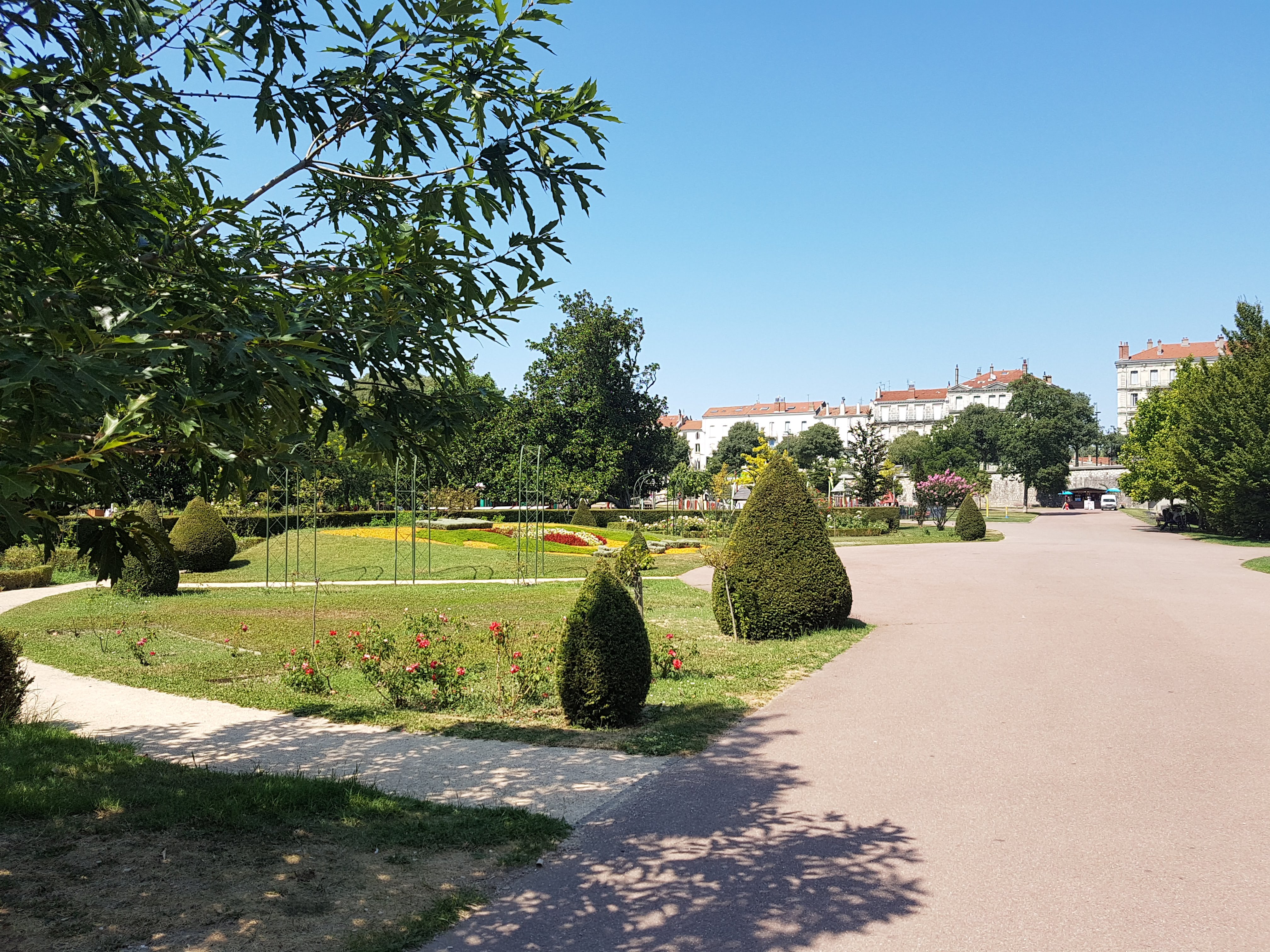 Photo n° 23 de l'avis de Yvette.Y fait le 31/07/2018 à 19:49