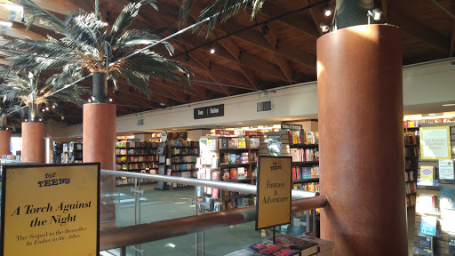 Book Store «Barnes & Noble», reviews and photos, 1201 3rd St, Santa Monica, CA 90401, USA