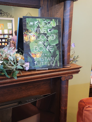 Book Store «FoxTale Book Shoppe», reviews and photos, 105 E Main St, Woodstock, GA 30188, USA