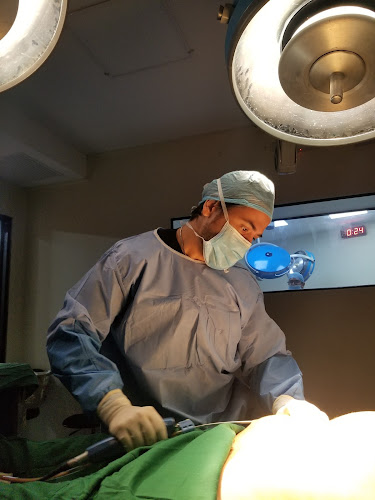 Dr Luis Lopez Mendieta - Cirujano plástico