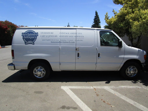 FASTSIGNS image