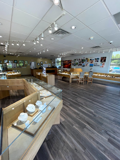 Jewelry Store «Edward Warren Jewelers», reviews and photos, 1610 Cross Creeks Blvd, Pickerington, OH 43147, USA