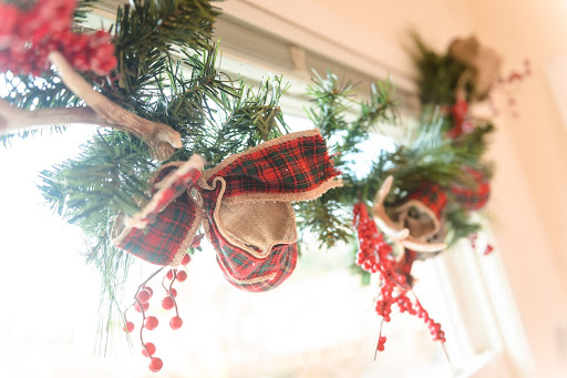 Hair Salon «D & H Hair Salon», reviews and photos, D & H Hair Salon, 14531 Big Basin Way, Saratoga, CA 95070, USA