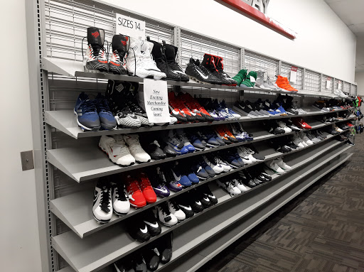 Clothing Store «Burlington Coat Factory», reviews and photos, 1200 S Abilene St, Aurora, CO 80012, USA