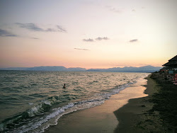 Blue Coast beach'in fotoğrafı - rahatlamayı sevenler arasında popüler bir yer