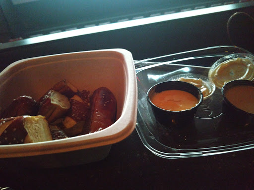 Movie Theater «AMC DINE-IN Easton Town Center 30», reviews and photos, 275 Easton Station, Columbus, OH 43219, USA