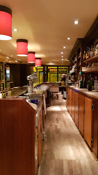 Atmosphère du Restaurant français Le Chalet à Paris - n°7