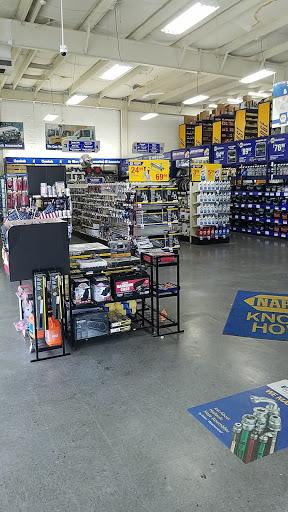 Auto Parts Store «NAPA Auto Parts - Genuine Parts Company», reviews and photos, 8131 North Point Blvd, Winston-Salem, NC 27105, USA