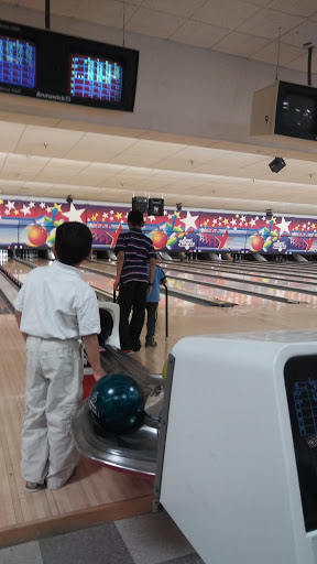 Bowling Alley «Bowl America Inc», reviews and photos, 5615 Guinea Rd, Fairfax, VA 22032, USA