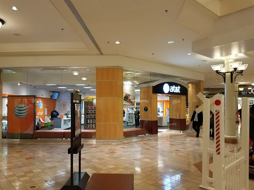 Cell Phone Store «AT&T», reviews and photos, 326 Woodbridge Center Dr, Woodbridge, NJ 07095, USA