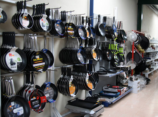 Comercial Moncho S.L. en Pontecesures, Pontevedra