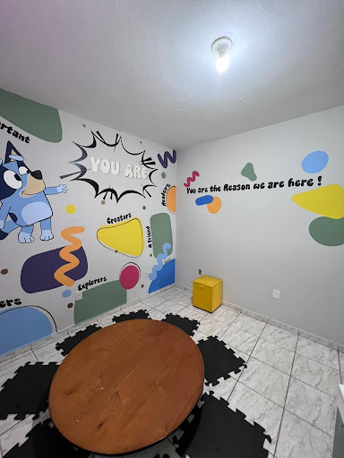 Logo da empresa - Be a Bee School