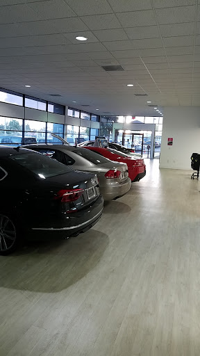 Used Car Dealer «Premium Cars Miami», reviews and photos, 290 NW 27th Ave, Miami, FL 33125, USA