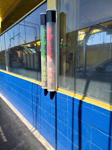 Car Wash «Magnolia Car Wash & Detail Center», reviews and photos, 910 W Magnolia Blvd, Burbank, CA 91506, USA