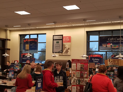 Book Store «Barnes & Noble», reviews and photos, 1430 Plaza Pl, Southlake, TX 76092, USA