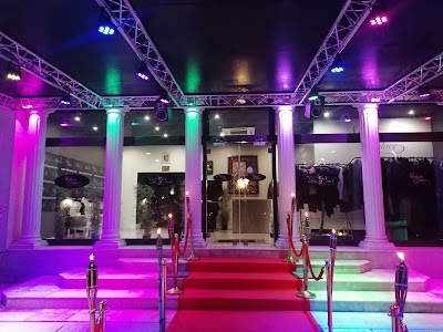 Dîner Comedy Show - Victoria Palace à Contes