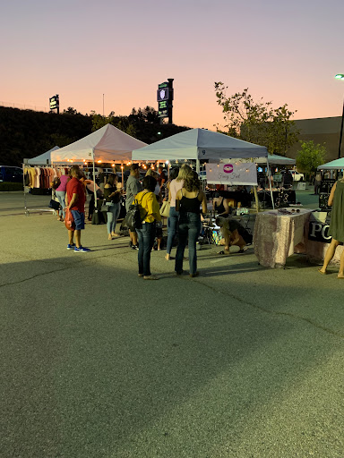 Shopping Mall «Shops At Dos Lagos», reviews and photos, 2780 Cabot Dr #140, Corona, CA 92883, USA