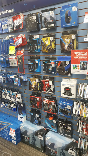 Video Game Store «GameStop», reviews and photos, 12303 Limonite Ave, Mira Loma, CA 91752, USA