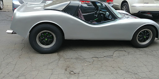 Used Car Dealer «Huggard and Ewing», reviews and photos, 1305 Washington St, Stoughton, MA 02072, USA