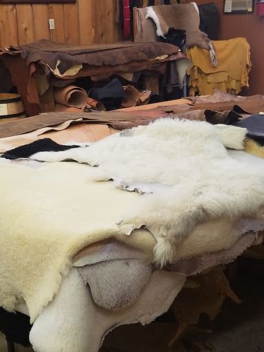 Gun Shop «Log Cabin Sport Shop», reviews and photos, 8010 Lafayette Rd, Lodi, OH 44254, USA