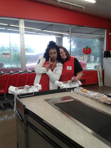 Grocery Store «Super Value», reviews and photos, 504 N Main St, Warren, AR 71671, USA