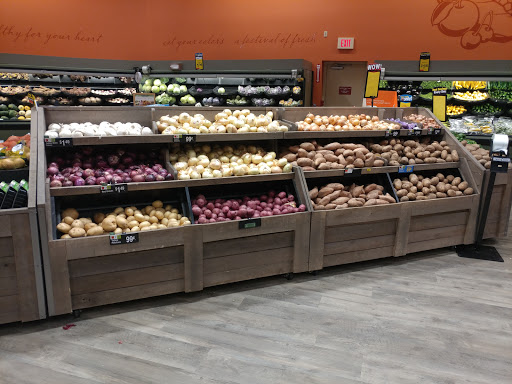 Grocery Store «Hannaford Supermarket», reviews and photos, 175 Coliseum Ave, Nashua, NH 03063, USA