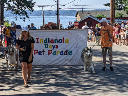 Grocery Store «Indianola Country Store & Deli», reviews and photos, 9175 NE Shore Dr, Indianola, WA 98342, USA