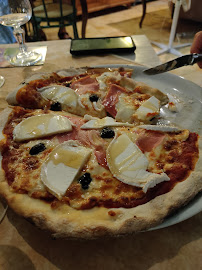 Pizza du Restaurant Les Bartavelles à Nîmes - n°6