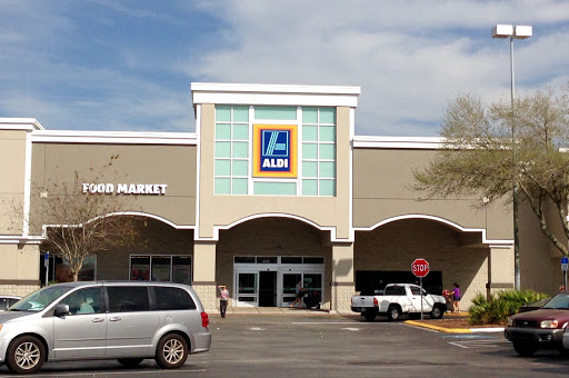 ALDI, 14933 N Florida Ave, Tampa, FL 33613, USA, 