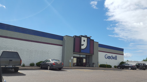 Thrift Store «Rice Lake Goodwill Retail & Training Center», reviews and photos, 2850 College Dr, Rice Lake, WI 54868, USA