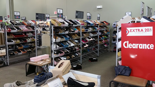 Shoe Store «DSW Designer Shoe Warehouse», reviews and photos, 5031 Shoppes Blvd, Moosic, PA 18507, USA